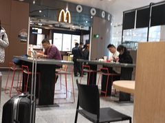 -麦当劳(北京大兴机场二层国内到达(安检外)店)