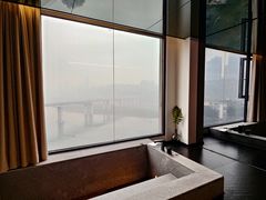 -Yolo私汤温泉设计师酒店(重庆南滨路店)