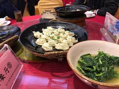-披云山庄