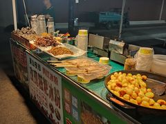 -吴山路夜市