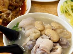 -雷祖芳老妈蹄花店