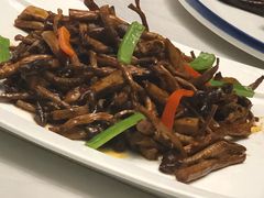茶树菇炒鹅肝-杭州西湖柳莺里酒店·闻莺厅