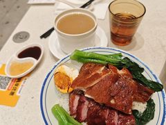 -香港新发烧腊茶餐厅(水围店)