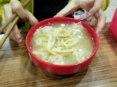 -继红顺河抄手名小吃