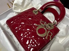 -DIOR迪奥(德基广场女装店)