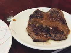 牛排-荣誉国际酒店-云顶旋转餐厅