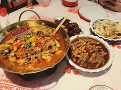 -老闵田螺馆·南昌市井菜·特色小吃(总店)