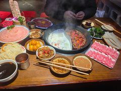 -萍姐火锅·公路夜市(武汉首店)