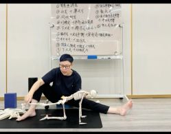 -亚太瑜伽普拉提学院