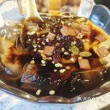 味道很正。要的鸳鸯锅底，但是还是辣的过瘾