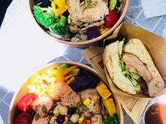 -轻素Chic Salad·轻食(万松园店)