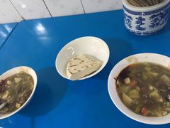 -刘老虎肉丸糊辣汤(总店)