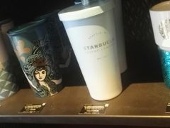 -星巴克臻选(北京嘉里中心第二店)