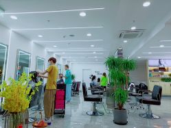 -Coo Hair salon
