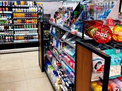 -全家便利店(虹桥路四店)