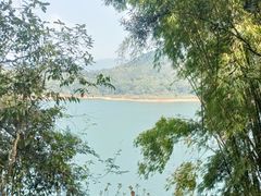 -孔雀湖生态旅游区