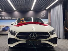 -上海星瀚奔驰4S店(红柳路店)