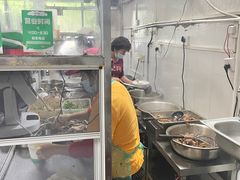 -阿阳牛腩腌面店