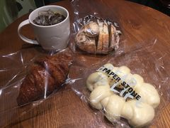 焦糖牛角包-PAPER STONE BAKERY(天环店)