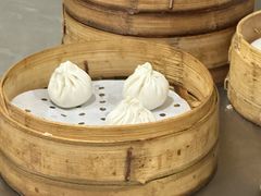 -莱莱小笼·乔艾