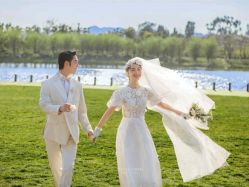 -挪娅婚纱摄影皇家会所