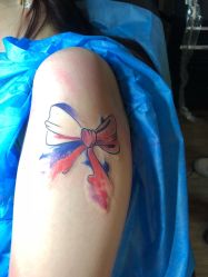 手臂-怪咖纹身刺青