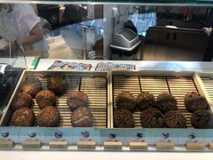 面包甜点陈列柜-芙気泡芙