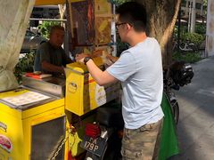 -詹爷爷乌节路街头冰淇淋