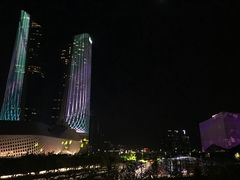 -南京眼步行桥