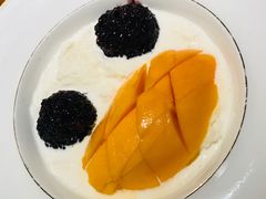 芒果白雪黑糯米-拾光·小碗甜品
