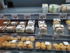 -沃尔玛(前山店)
