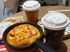 -必胜客(上海华谊新所店)