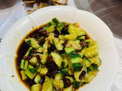-肥肥虾庄·金牌油焖大虾(首义路店)