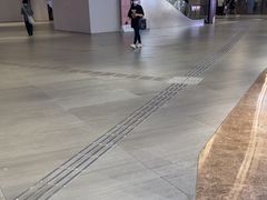-东荟城名店仓