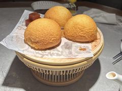酥皮山楂叉烧包-蔡澜点心·粤菜(新街口IFCX店)