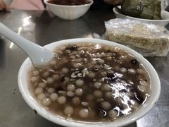 -芳婆糕团店(王府大街店)
