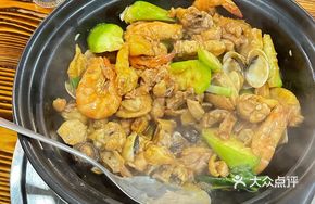 Signature Chicken Hot Pot