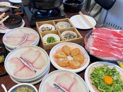 -牛牛和牛海鲜粥底火锅(长虹国际城店)