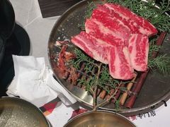 -草家酱蟹炭火烤肉店(珲春南路一店)