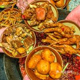 重庆🆘土著N刷的市井梯坎火锅‼️烫银耳绝了