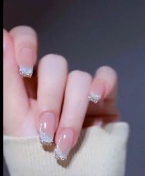 -悦指间美甲美睫