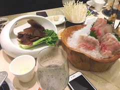 -海上明月海鲜火锅 鲜切牛肉