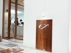 -Line 咖啡(石厦花园店)