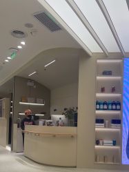 -Mentor Hair Salon