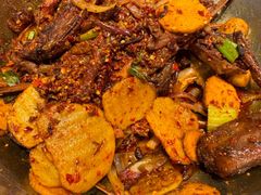 -嘎嘎鸭下巴·爆辣干锅(明教寺店)