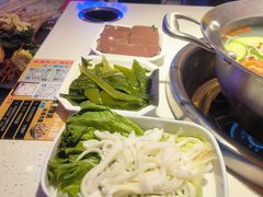 -钢管厂五区小郡肝串串香(滨江店)