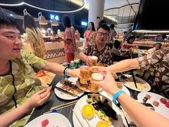 -涨巢·潮玩水疗局