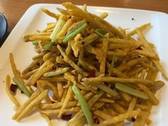 -莲餐厅·湖北菜·潜江小龙虾店(愚园路店)