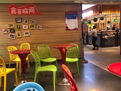 等位区-悦橙烤肉海鲜自助(中央大街店)