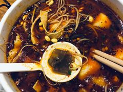 -渝是乎川渝小炒(新世界百货望京店)